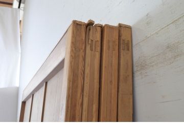 ビンテージ建具　経年を感じさせる木味が魅力の雨戸4枚セット(板戸、引き戸、ヴィンテージ)(R-065526)