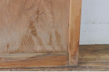 ビンテージ建具　経年を感じさせる木味が魅力の雨戸2枚セット(板戸、引き戸、ヴィンテージ)(R-065527)