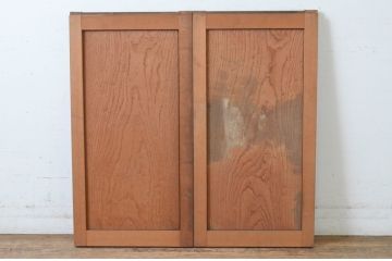 アンティーク建具　総欅(ケヤキ)材　1枚板のシンプルな引き戸2枚セット(板戸、窓)(R-065529)
