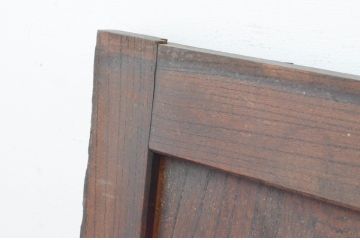 アンティーク建具　総欅(ケヤキ)材　温かみのある木が味わい深いシンプルな引き戸2枚セット(板戸、窓)(R-065531)