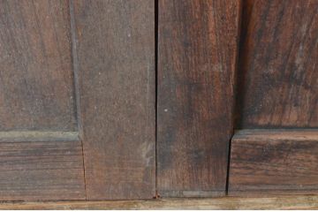 アンティーク建具　総欅(ケヤキ)材　温かみのある木が味わい深いシンプルな引き戸2枚セット(板戸、窓)(R-065531)