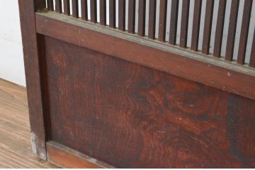 アンティーク建具　上手物　腰板欅(ケヤキ)材　趣のある色合いが魅力の幅狭格子戸2枚セット(引き戸、ガラス戸、ガラス帯戸)(R-065547)