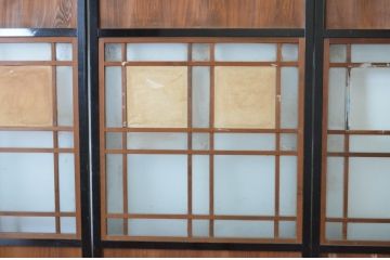 アンティーク建具　大正ロマン　レトロモダンな雰囲気漂うガラス帯戸4枚セット(ガラス戸、板戸、引き戸)(R-065549)