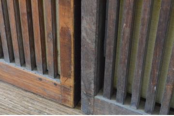 アンティーク建具　激レア!!和の雰囲気漂う裏襖(フスマ)付き格子戸4枚セット(引き戸、ふすま)(R-065551)