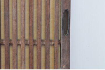 アンティーク建具　激レア!!和の雰囲気漂う裏襖(フスマ)付き格子戸4枚セット(引き戸、ふすま)(R-065551)