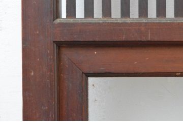 アンティーク建具　腰板欅(ケヤキ)材　時代の流れを感じさせる色合いが魅力の幅狭格子戸2枚セット(引き戸、ガラス帯戸)(R-065557)