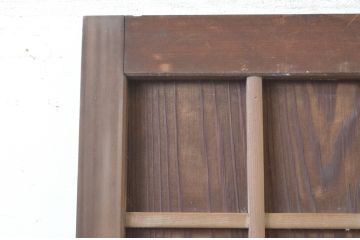 アンティーク建具　どこか懐かしい雰囲気を感じる升目格子戸1枚(きつね格子、狐格子、木製扉、マス目、ドア、板戸)(R-065559)