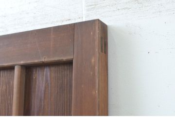 アンティーク建具　どこか懐かしい雰囲気を感じる升目格子戸1枚(きつね格子、狐格子、木製扉、マス目、ドア、板戸)(R-065559)