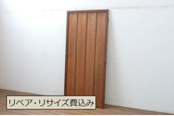 アンティーク建具　インテリアに馴染みやすいシンプルさが魅力の縦桟扉1枚(ドア、木製扉)(R-065560)
