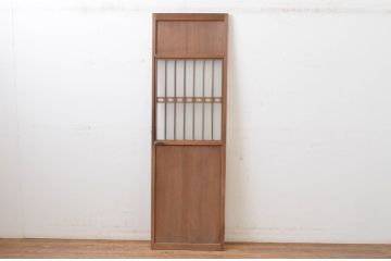 アンティーク建具　上品な透かし彫りがアクセントの幅狭ガラス扉1枚(木製扉、ガラスドア)(R-065566)