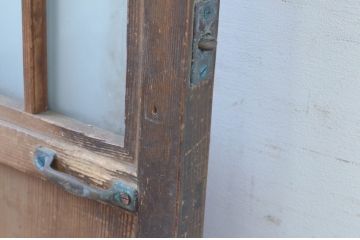 アンティーク建具　上品な透かし彫りがアクセントの幅狭ガラス扉1枚(木製扉、ガラスドア)(R-065566)