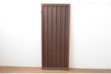 アンティーク建具　高級品!!屋久杉の鶉杢(うずらもく)が堪能できる贅沢な縦桟板戸扉1枚(木製扉、ドア)(R-065567)