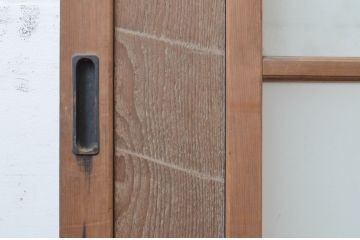 アンティーク建具　上手物!!　和の空間づくりにお勧めな古い数寄屋のガラス戸2枚セット(引き戸、板戸)(R-065570)