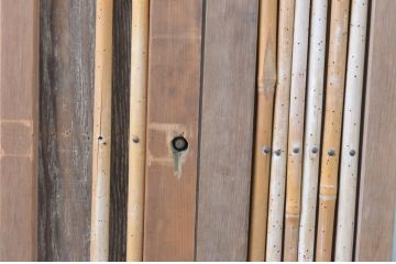 アンティーク建具　上手物!!　和の空間づくりにお勧めな古い数寄屋のガラス戸2枚セット(引き戸、板戸)(R-065570)