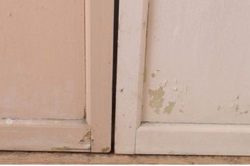 アンティーク建具　ペイント仕上げ限定　レトロな雰囲気の幅狭ガラス戸2枚セット(引き戸)(R-065571)