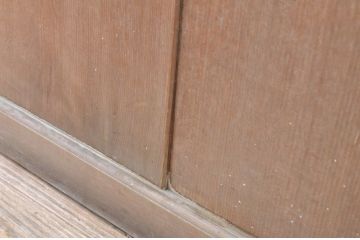 アンティーク建具　ペイント仕上げ限定　レトロな雰囲気の幅狭ガラス戸2枚セット(引き戸)(R-065571)