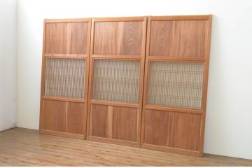 アンティーク建具　美品　上手物!!和の空間を演出する欅(ケヤキ)板のガラス帯戸3枚セット(引き戸、板戸)(R-065577)