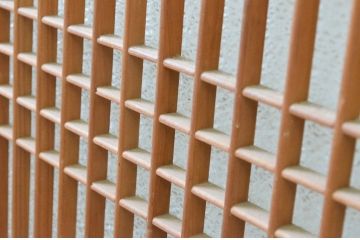 アンティーク建具　美品　上手物!!和の空間を演出する欅(ケヤキ)板のガラス帯戸3枚セット(引き戸、板戸)(R-065577)