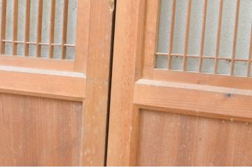 アンティーク建具　上手物!!和の空間を演出する欅(ケヤキ)板のガラス帯戸2枚セット(引き戸、板戸)(R-065578)