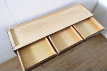 中古　美品　松本民芸家具　天板リメイク　シックな色合いが落ち着いた雰囲気を醸し出すサイドボード(カウンターテーブル、戸棚、収納棚、キャビネット)(R-065584)