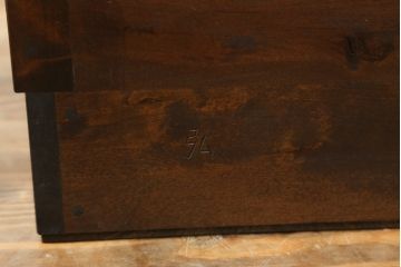 中古　美品!!　松本民芸家具　シックなインテリアと相性の良いブックケース(本箱、飾り棚、収納棚、戸棚、キャビネット)(R-065586)