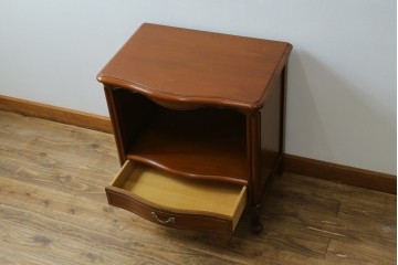 中古　DREXEL HERITAGE(ドレクセルヘリテイジ)　棚と引き出し付き!エレガントなサイドテーブル　(R-065590)