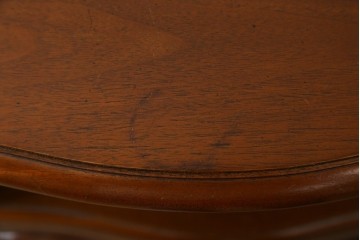 中古　DREXEL HERITAGE(ドレクセルヘリテイジ)　棚と引き出し付き!エレガントなサイドテーブル　(R-065590)