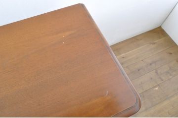 中古　DREXEL HERITAGE(ドレクセルヘリテイジ)　棚と引き出し付き!エレガントなサイドテーブル(ナイトテーブル、エンドテーブル、花台、飾り台、電話台)(R-065590)