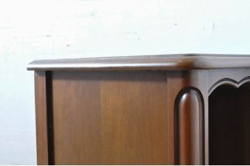 中古　DREXEL HERITAGE(ドレクセルヘリテイジ)　棚と引き出し付き!エレガントなサイドテーブル(ナイトテーブル、エンドテーブル、花台、飾り台、電話台)(R-065590)