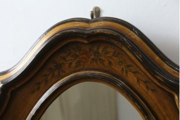 中古　DREXEL HERITAGE(ドレクセルヘリテイジ)　希少モデル!!　クラシカルな雰囲気が魅力のウォールミラー(壁掛け鏡)(R-065600)