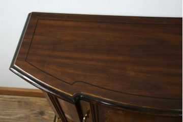 中古　美品!!　DREXEL HERITAGE(ドレクセルヘリテイジ)　希少モデル!!　小振りなサイズが取り入れやすいコンソールサイドボード(ホールチェスト、サイドキャビネット、収納棚、戸棚)(R-065610)