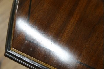 中古　美品!!　DREXEL HERITAGE(ドレクセルヘリテイジ)　希少モデル!!　小振りなサイズが取り入れやすいコンソールサイドボード(ホールチェスト、サイドキャビネット、収納棚、戸棚)(R-065610)