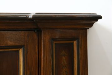 中古　美品!!　DREXEL HERITAGE(ドレクセルヘリテイジ)　希少モデル!!　小振りなサイズが取り入れやすいコンソールサイドボード(ホールチェスト、サイドキャビネット、収納棚、戸棚)(R-065610)