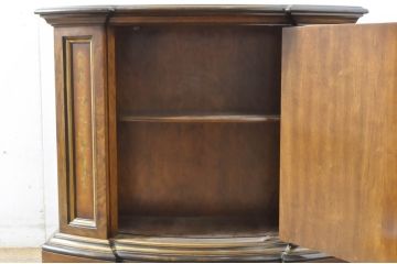 中古　美品!!　DREXEL HERITAGE(ドレクセルヘリテイジ)　希少モデル!!　小振りなサイズが取り入れやすいコンソールサイドボード(ホールチェスト、サイドキャビネット、収納棚、戸棚)(R-065610)