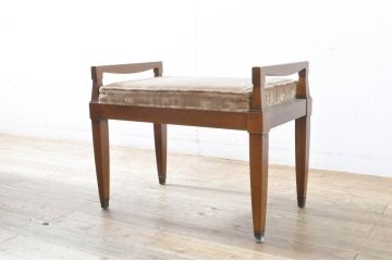 中古　DREXEL HERITAGE(ドレクセルヘリテイジ)　Triune(トライユン)　高級感漂う佇まいが魅力のドレッサーとスツールのセット(化粧台、鏡台、引き出し、ミラー、オットマン)(ドレッサーの定価約42万円)(R-065611)