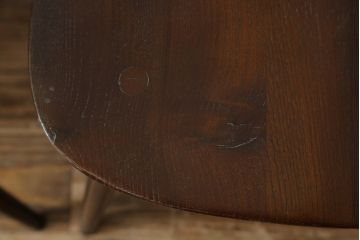 イギリスビンテージ　ERCOL(アーコール)　上品な佇まいのシスルバックチェア4脚セット(ダイニングチェア、椅子、イス、板座チェア、ウィンザーチェア、ウインザーチェア、ヴィンテージ、英国)(R-065625)