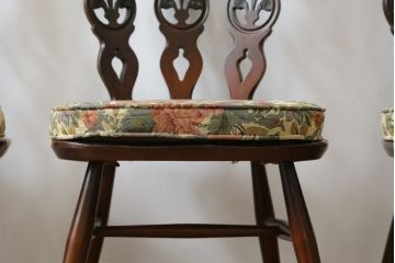 イギリスビンテージ　ERCOL(アーコール)　上品な佇まいのシスルバックチェア4脚セット(ダイニングチェア、椅子、イス、板座チェア、ウィンザーチェア、ウインザーチェア、ヴィンテージ、英国)(R-065625)