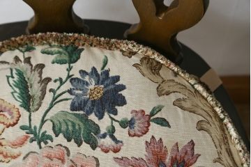 イギリスビンテージ　ERCOL(アーコール)　クッション付き　上品な佇まいのシスルバックチェア2脚セット(ダイニングチェア、椅子、イス、板座チェア、ウィンザーチェア、ウインザーチェア、ヴィンテージ、英国、バラ売り可能)(R-065626)