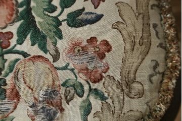 イギリスビンテージ　ERCOL(アーコール)　クッション付き　上品な佇まいのシスルバックチェア2脚セット(ダイニングチェア、椅子、イス、板座チェア、ウィンザーチェア、ウインザーチェア、ヴィンテージ、英国、バラ売り可能)(R-065626)