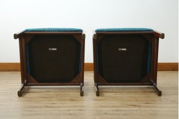 イギリスヴィンテージ　A.H.McIntosh(マッキントッシュ)社　チーク材　明るいブルーのファブリックが目を引くダイニングチェア2脚セット　(R-065634)
