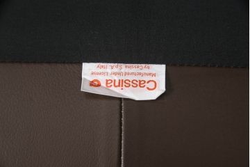 中古　Cassina(カッシーナ)　MARALUNGA(マラルンガ)　本革(レザー)　高級感漂う佇まいが魅力の2人掛けソファ(2P、二人掛け)(R-065637)