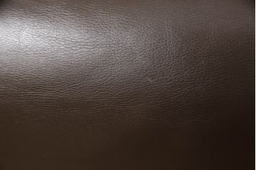 中古　Cassina(カッシーナ)　MARALUNGA(マラルンガ)　高級感漂う佇まいが魅力の1人掛けソファ(アームチェア、1P)(R-065638)
