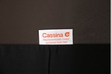 中古　Cassina(カッシーナ)　MARALUNGA(マラルンガ)　高級感漂う佇まいが魅力の1人掛けソファ(アームチェア、1P)(R-065638)