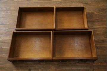 中古　イギリス輸入家具　マホガニー材　小振りなサイズが取り入れやすいライティングビューロー(簿記机、在宅用、在宅ワーク用、ワークデスク、サイドチェスト、引き出し、英国)(R-065649)