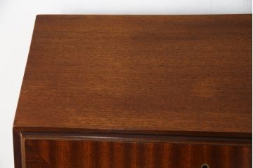 中古　イギリス輸入家具　マホガニー材　小振りなサイズが取り入れやすいライティングビューロー(簿記机、在宅用、在宅ワーク用、ワークデスク、サイドチェスト、引き出し、英国)(R-065649)