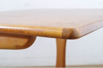 イギリスビンテージ　チーク材　木の温もりと美しいフォルムが魅力的なネストテーブル(サイドテーブル、カフェテーブル、コーヒーテーブル、ローテーブル、英国、ヴィンテージ)(R-065654)
