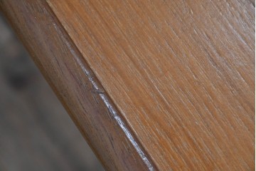 イギリスビンテージ　チーク材　シンプルなデザインが魅力のネストテーブル　(R-065659)