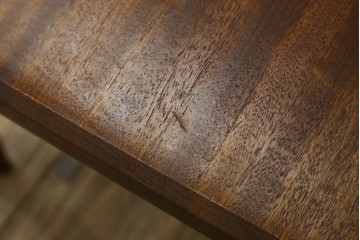 イギリスヴィンテージ　チーク材　ナチュラルテイストのお部屋におすすめなローテーブル　(R-065662)