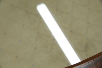 ヨーロッパビンテージ　オーバル型　象嵌入り　クラシカルな雰囲気漂う小振りなガラスケース(ショーケース、サイドテーブル、コンソールテーブル、コレクションケース、ラウンドテーブル、ヴィンテージ)(R-065684)