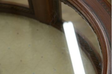 ヨーロッパビンテージ　オーバル型　象嵌入り　クラシカルな雰囲気漂う小振りなガラスケース(ショーケース、サイドテーブル、コンソールテーブル、コレクションケース、ラウンドテーブル、ヴィンテージ)(R-065684)